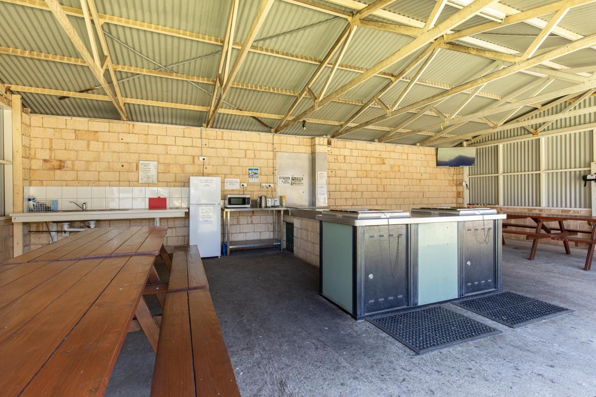 Belair Gardens Caravan Park Geraldton Dış mekan fotoğraf